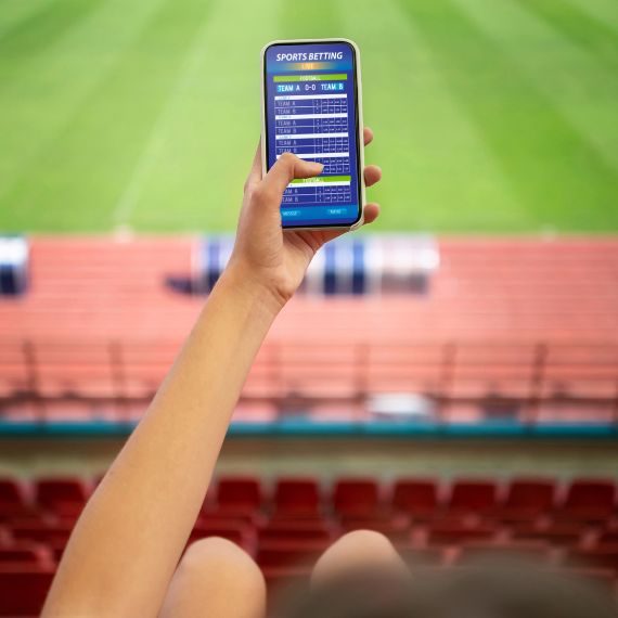 Online Sports Betting Market Size and Forecast (2018-2028) - Regional Analysis (North America, Europe, APAC, South America)